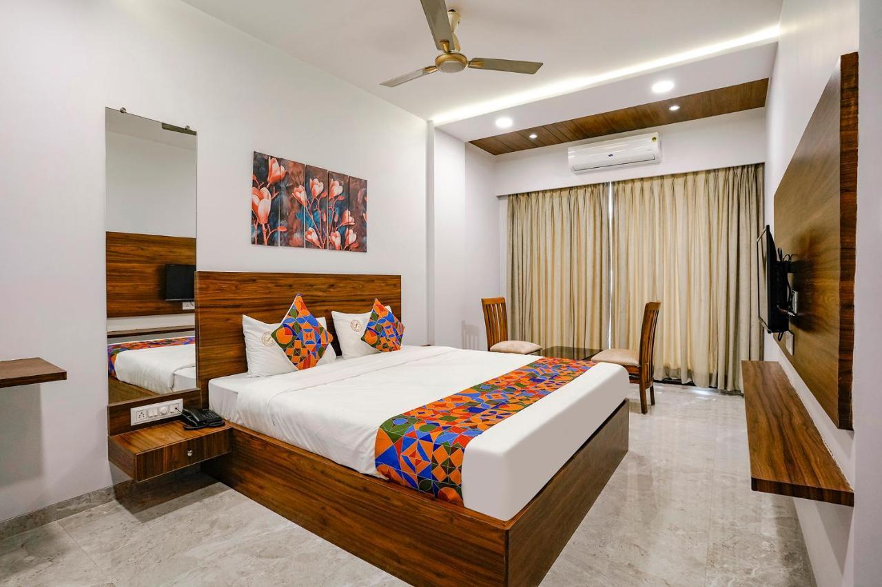 Fabhotel Swaraj Shirgaon  Exteriér fotografie